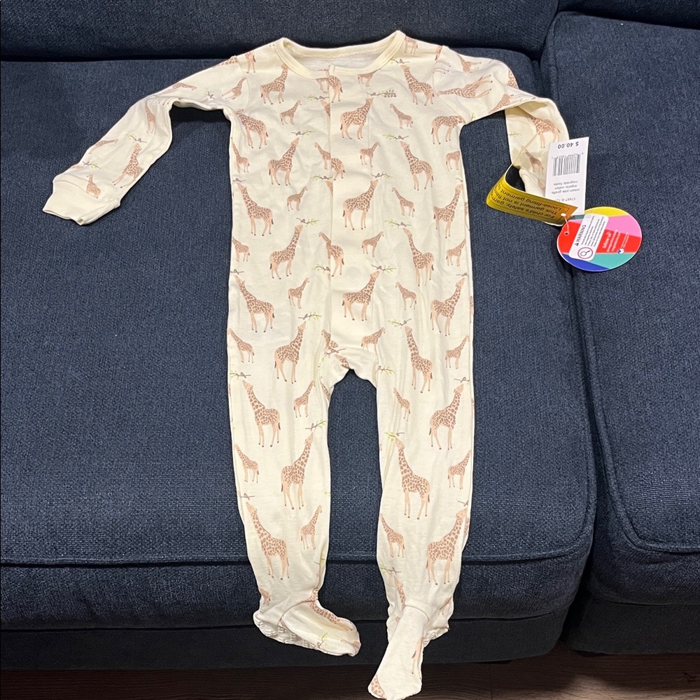 Magnetic Me Cream Giraffe Print Footie